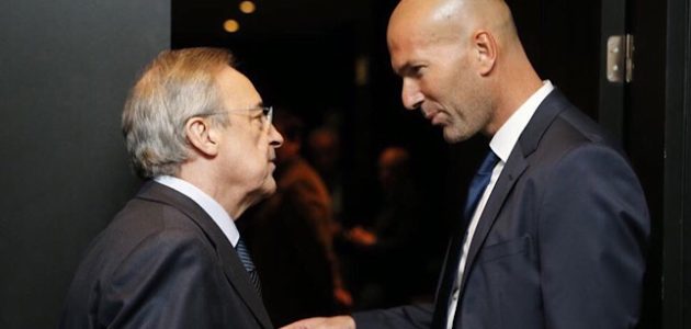 ريال مدريد يستأنف تدريباته وزيدان يظهر بكمامة وبشكل حذر