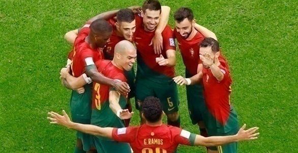 البرتغال تسحق سويسرا وتصطدم بالمغرب في ربع النهائي