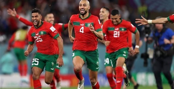 الصحف المغربية تتغنى بالتأهل التاريخي لدور الربع