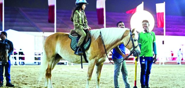 الشقب يرحّب بجماهير العالم في درب الساعي