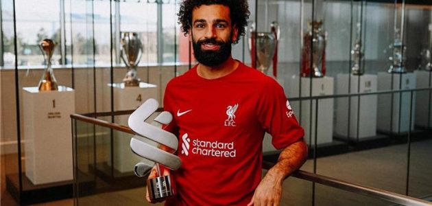 محمد صلاح يفوز بجائزة جديدة في ليفربول.. ويصرّح: الوضع صعب وهذه نصيحتي للشباب