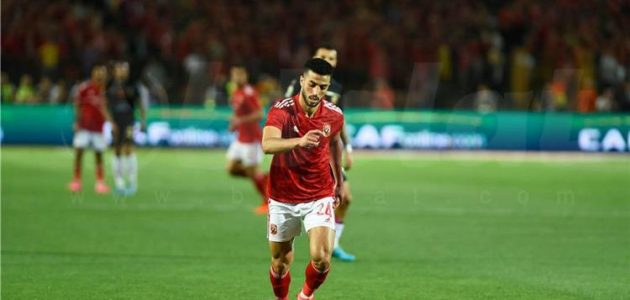 لاعب الأهلي السابق يتغنى بـ محمد عبد المنعم: لم يكن مدافعًا في الناشئين.. وتوقعت تألقه