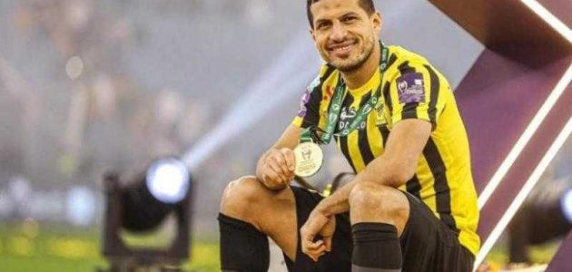 لاعب الصفاقسي التونسي يعتذر لطارق حامد بعد إصابته